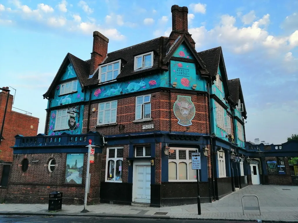 Greyhound Lane / Streatham High Road (Stop CP)