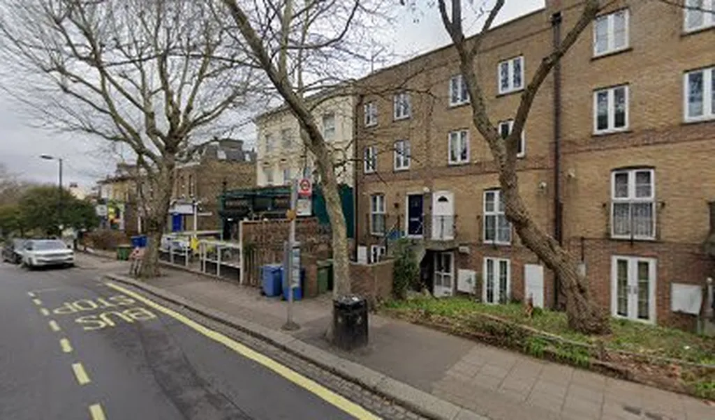 Grove Lane / Champion Park (Stop D)