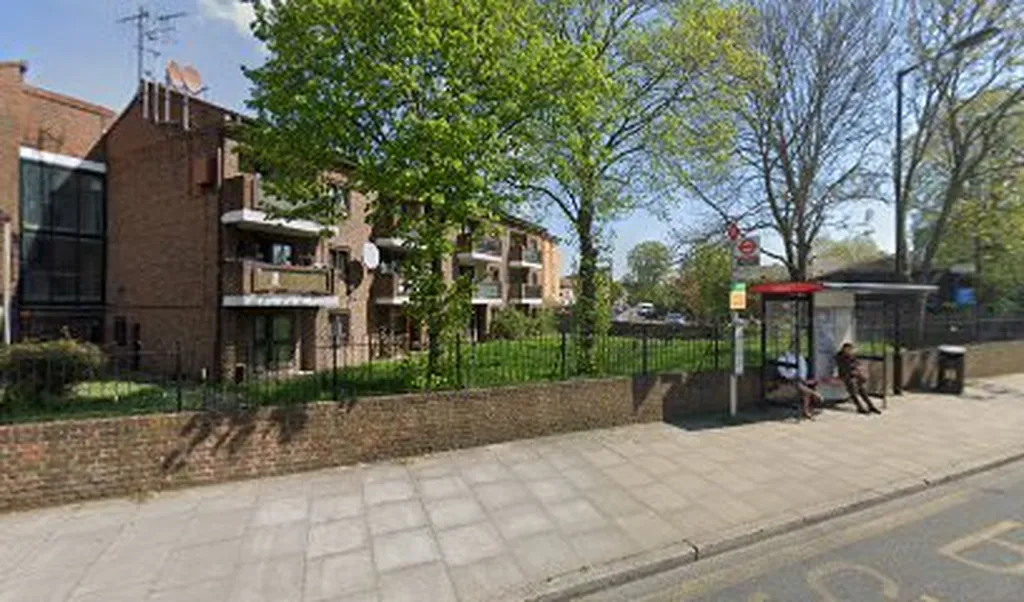 Hackney Wick Trowbridge Rd (Stop K)