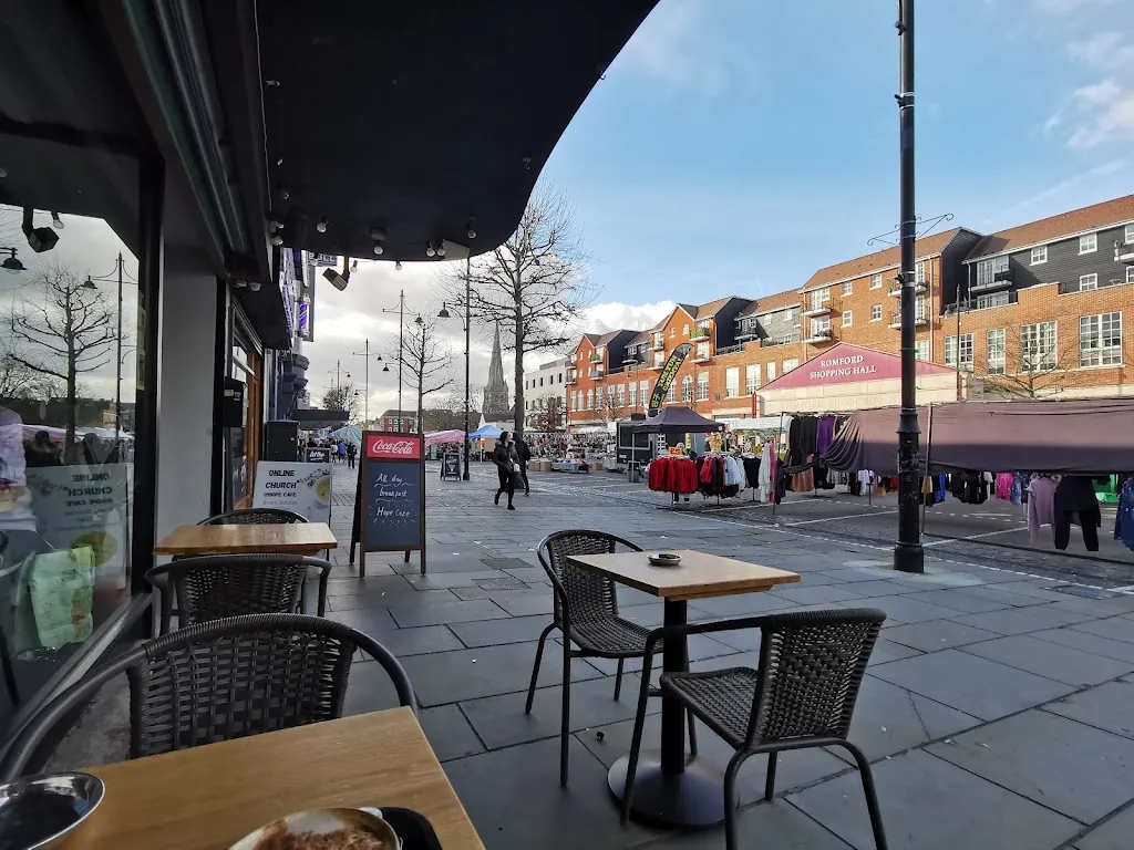 Hainault Road Chadwell Heath (Stop M)