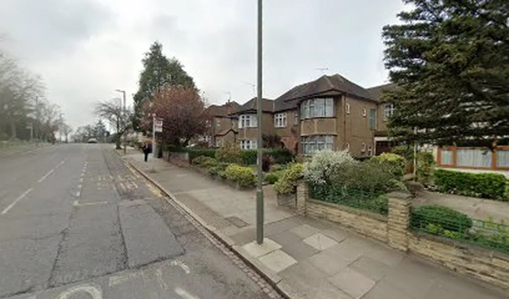 Hasluck Gardens (Stop N)