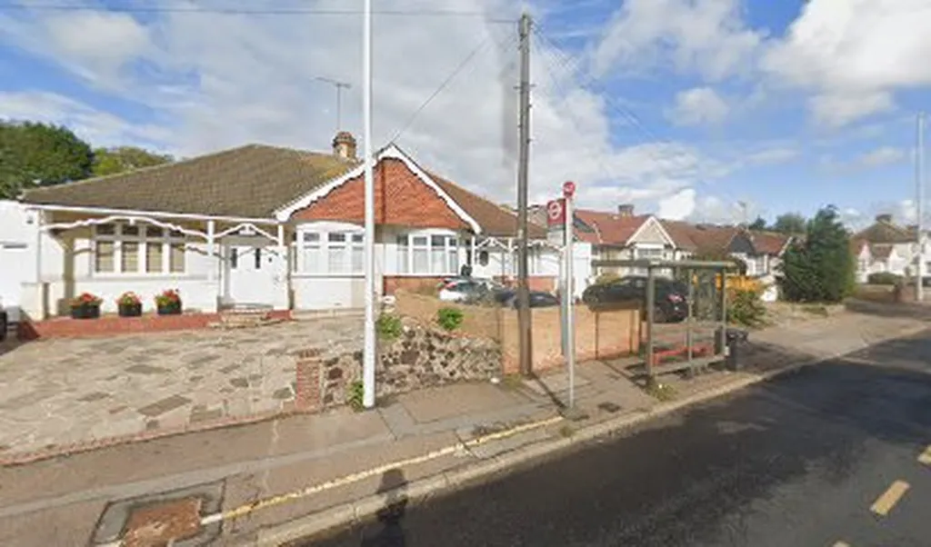 Havering Road (Stop NJ)