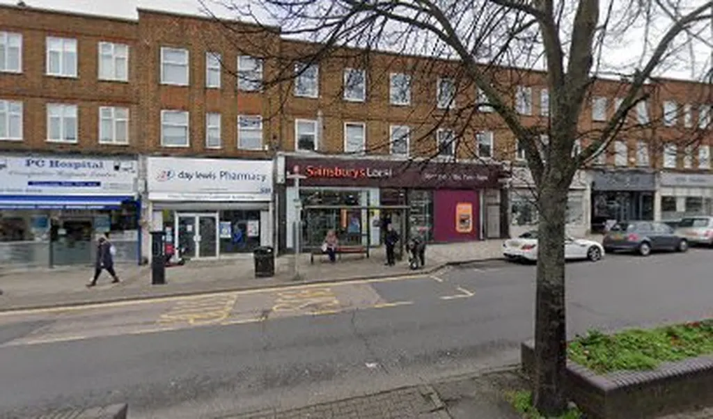 Hayes / Station Approach (Stop A)