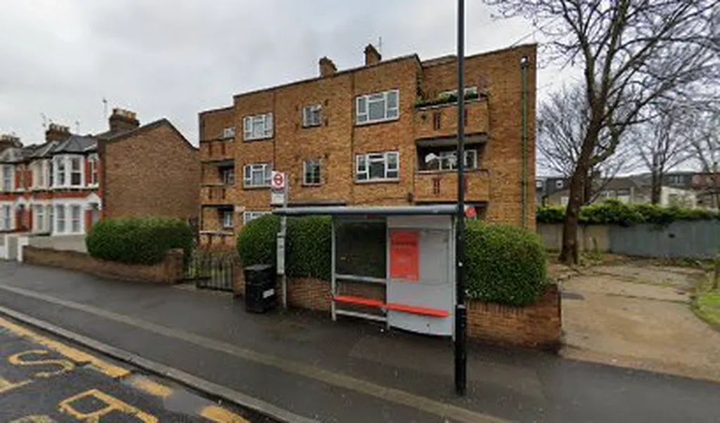 Henderson Road