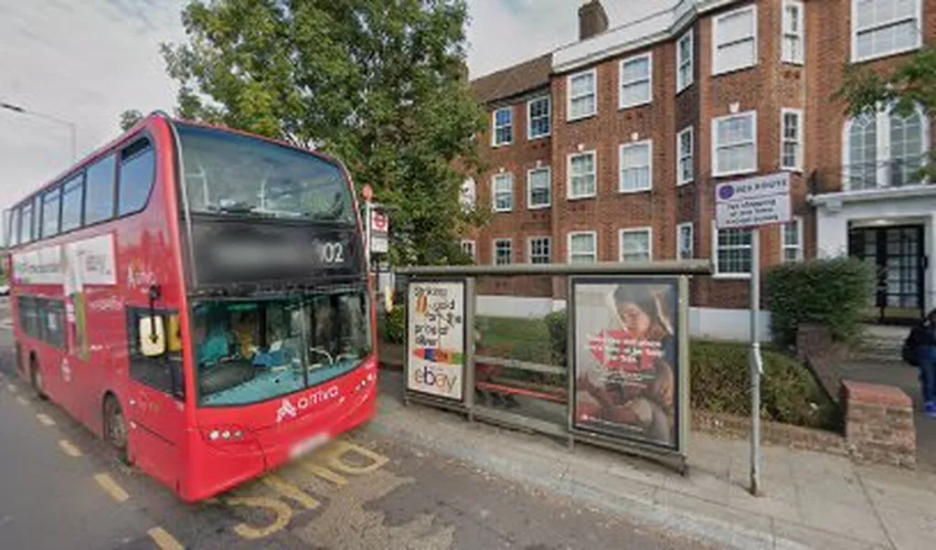 Henlys Corner (Stop TQ)