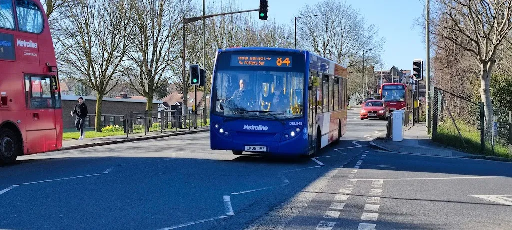 High Barnet (Stop R)