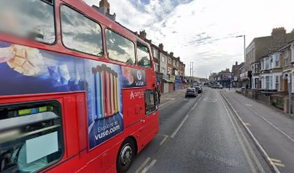 Higham Hill Road (Stop M)