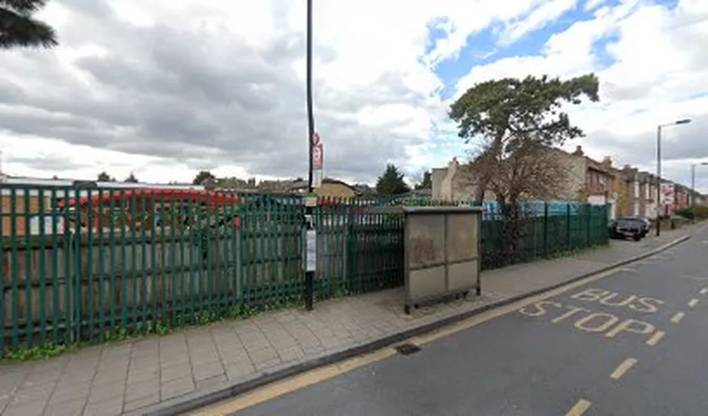 Holy Cross School (Stop Y)