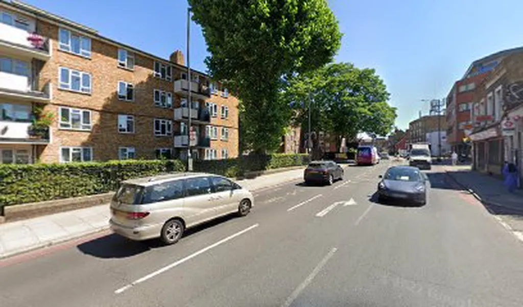 Homerton High Street (Stop H)