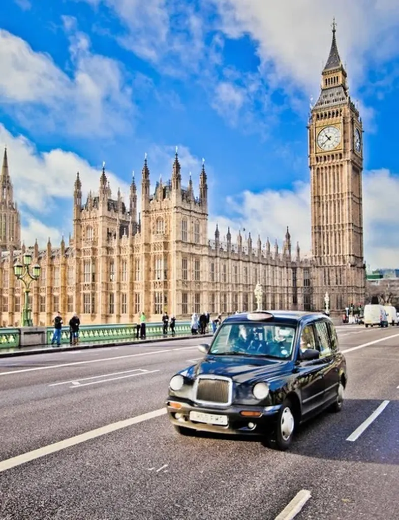 Hop on hop off London