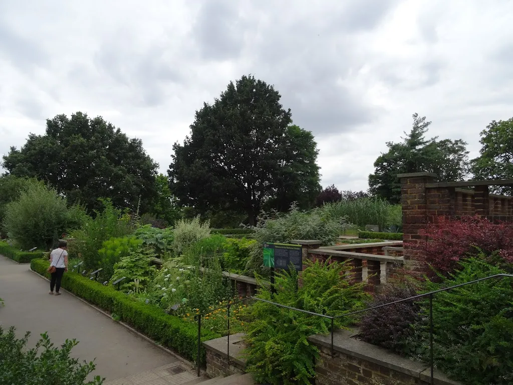 Horniman Museum (Stop MH)