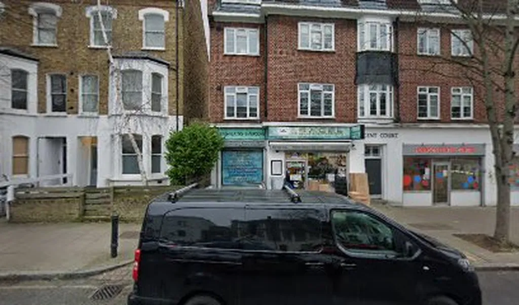 Hornsey Road (Stop F)