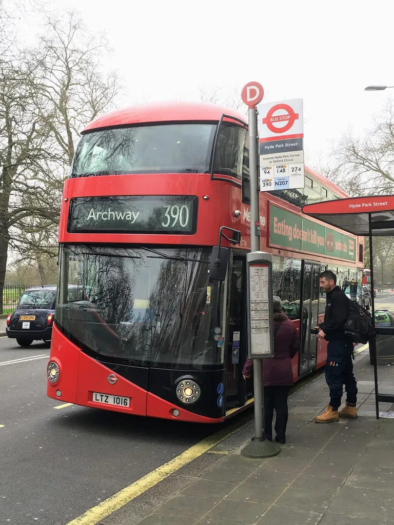Hyde Park Street (Stop D)