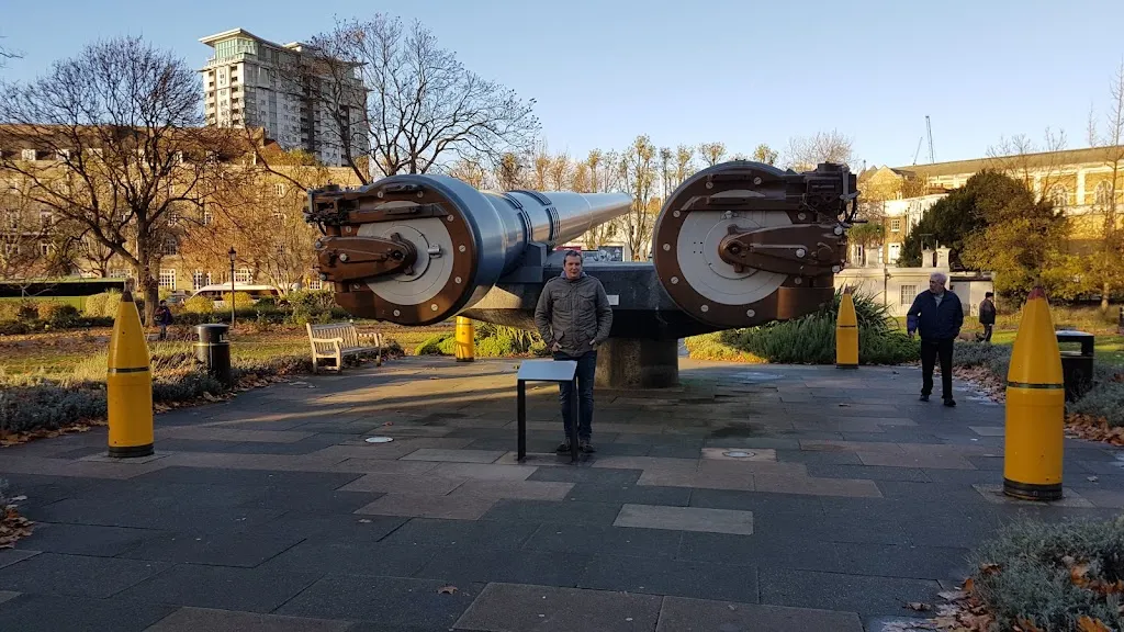 Kennington Road / Imperial War Museum (Stop S)