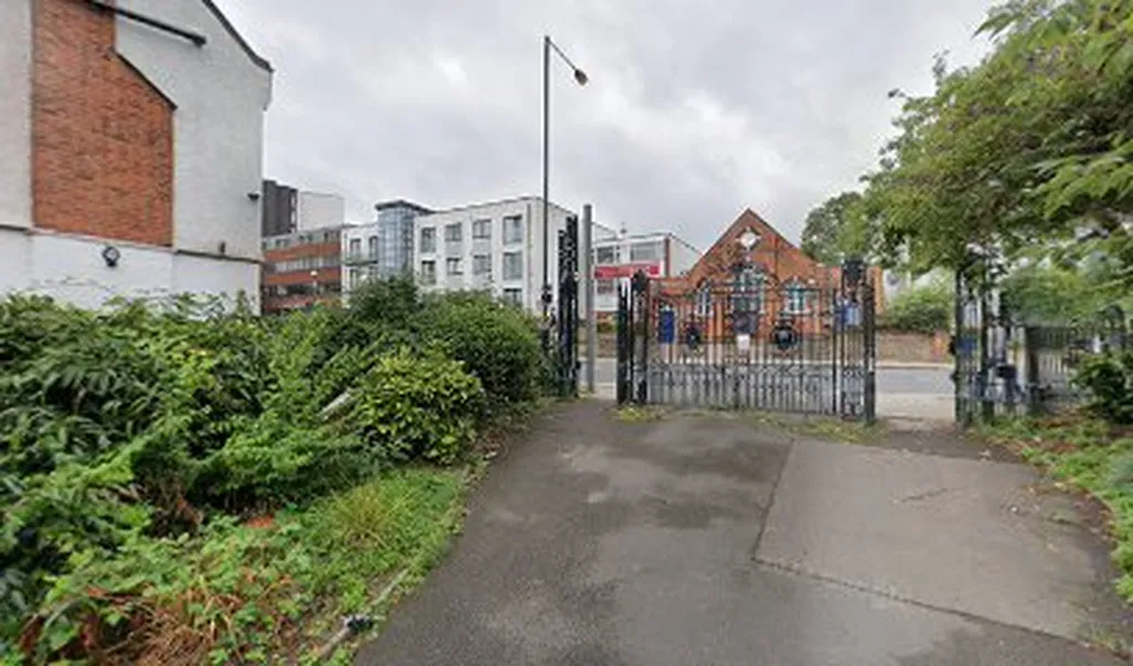 Khalsa College London