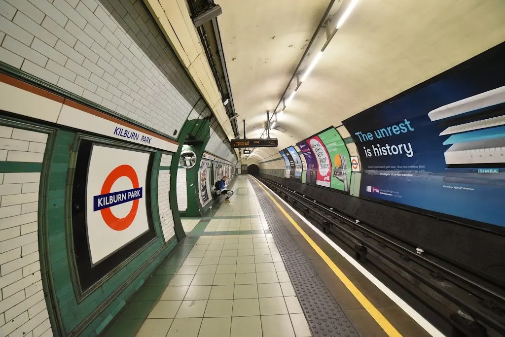 Kilburn Park Station (Stop KB)