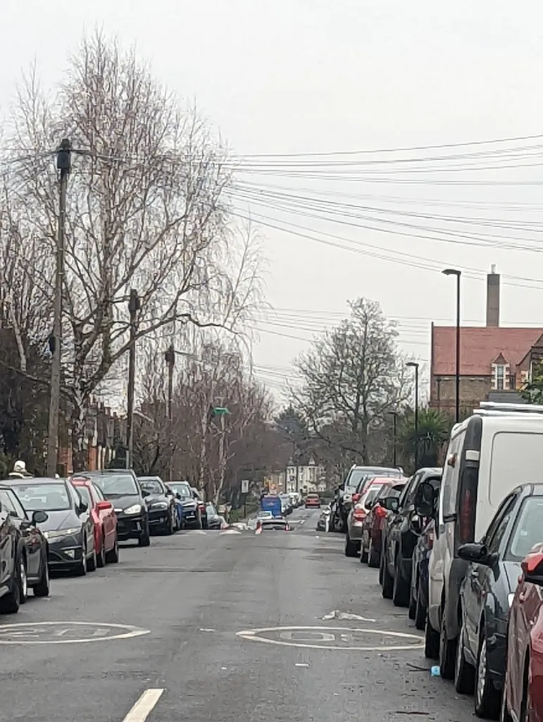 Kilmorie Road (Stop M)