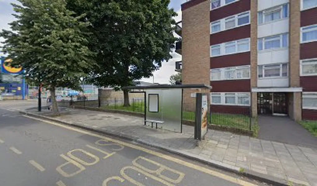 King Alfred Avenue (Stop LE)