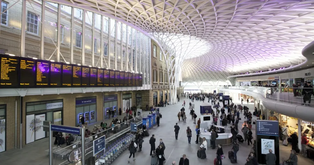 King's Cross Station / York Way (Stop G)