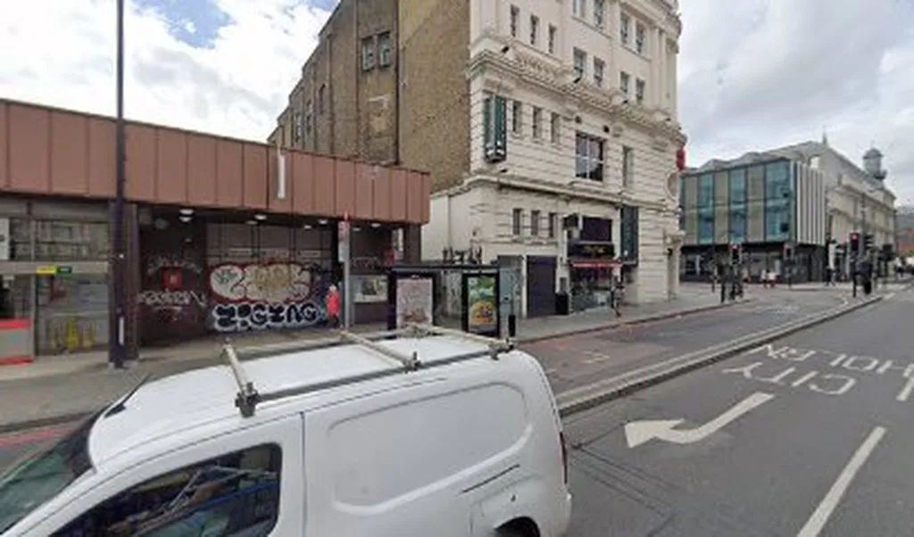 Kings Cross Caledonian Road (Stop X)