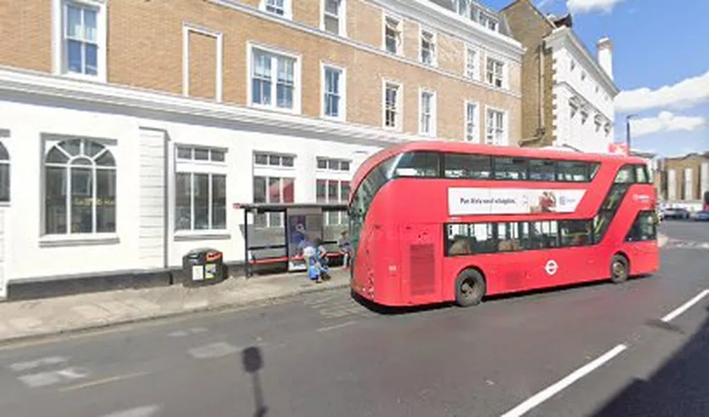Kingsland High Street (Stop E)