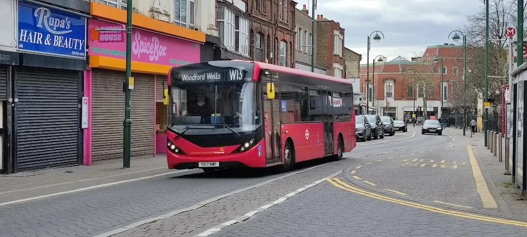 Kirkdale Road (Stop M)