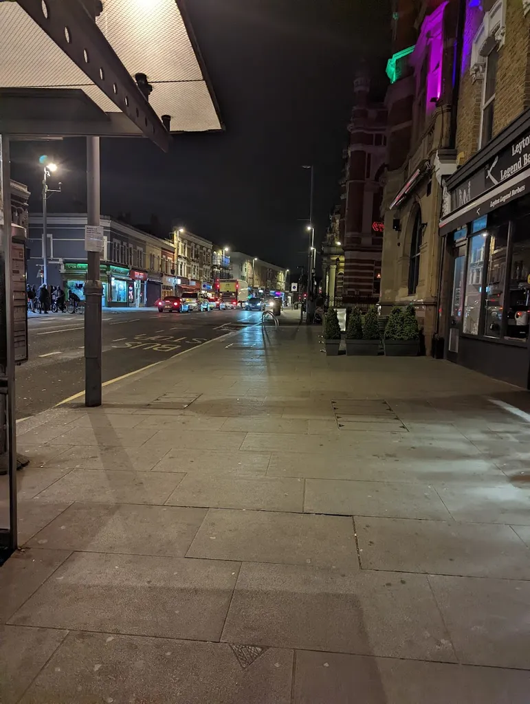 Leyton Library (Stop K)