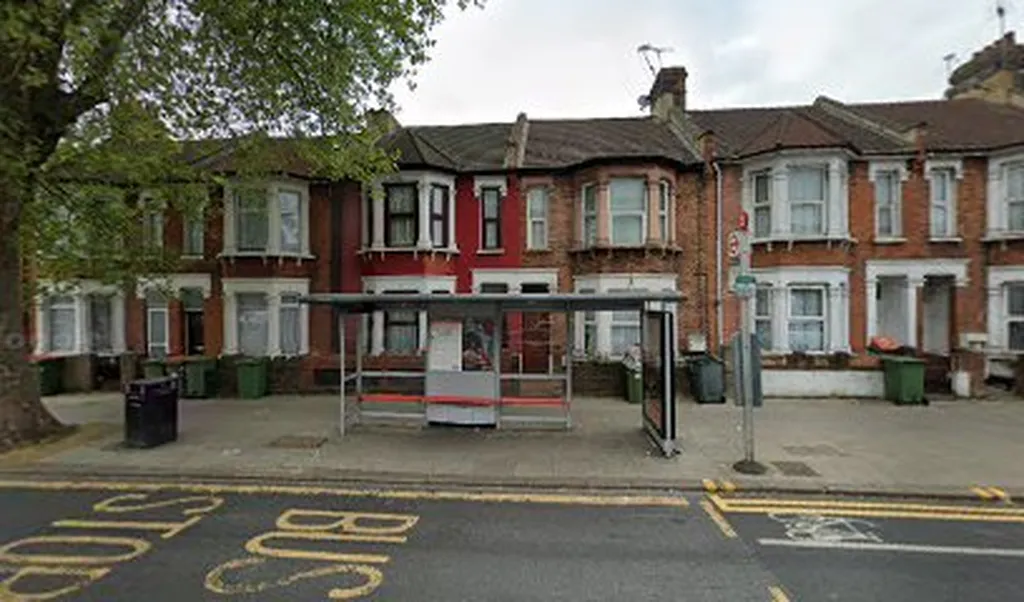 Little Ilford Lane (Stop B)