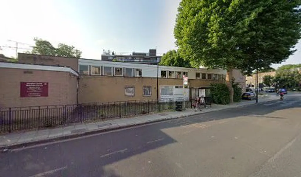 Liverpool Road (Stop SX)