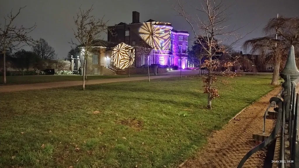 Lloyd Park / William Morris Gallery (Stop BE)