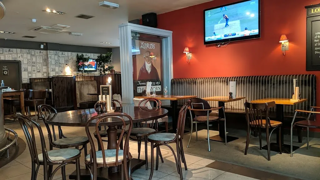 Lord's Tavern