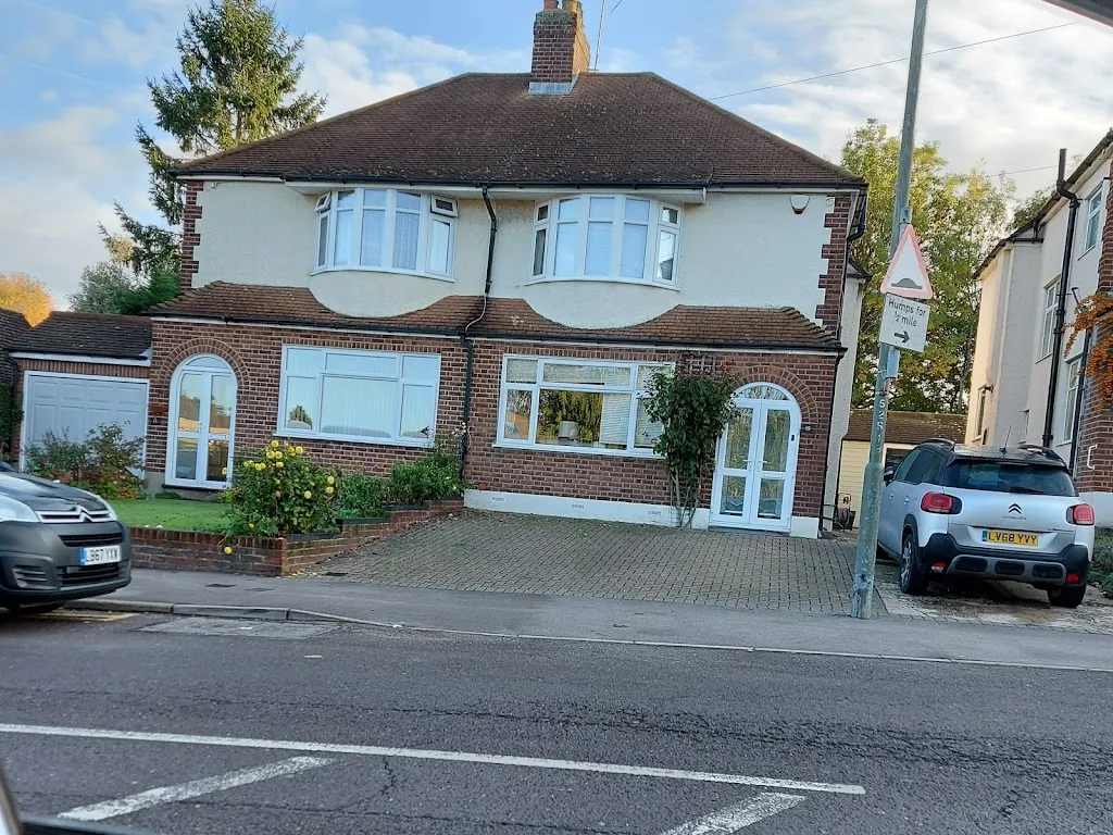 Lovibonds Avenue