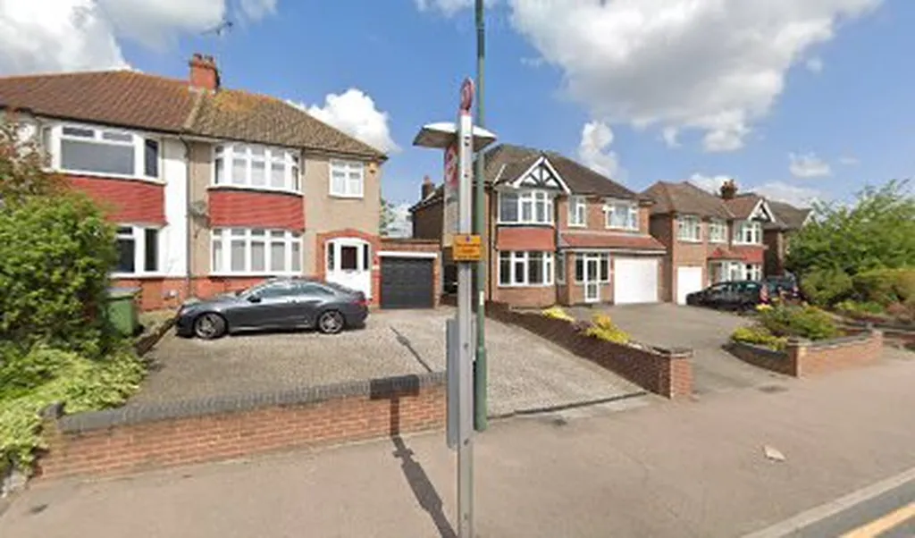 Lyndhurst Road (Stop NT)