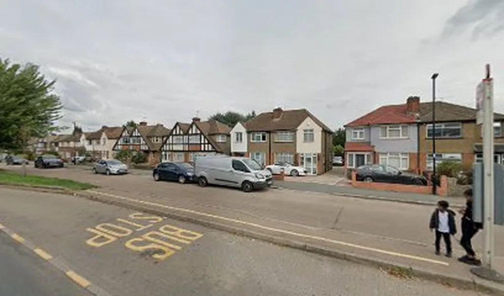 Manor Court (Stop N)