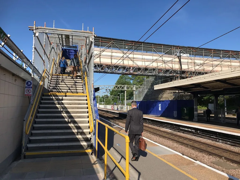Manor Park Station (Stop A)