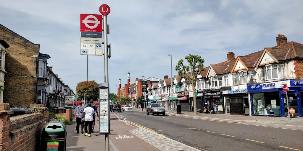 Manor Road (Stop LJ)