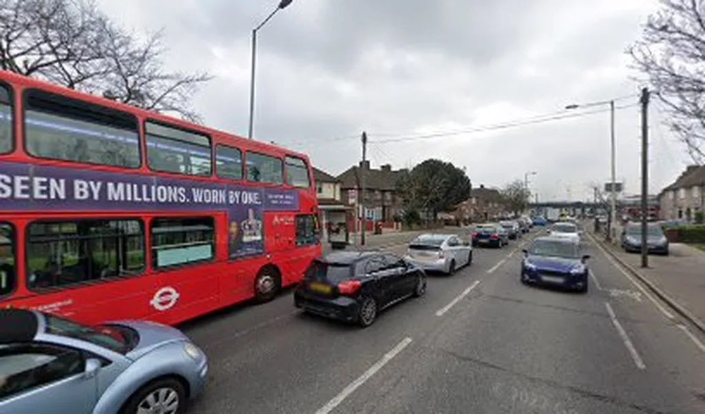 Maplestead Road (Stop M)