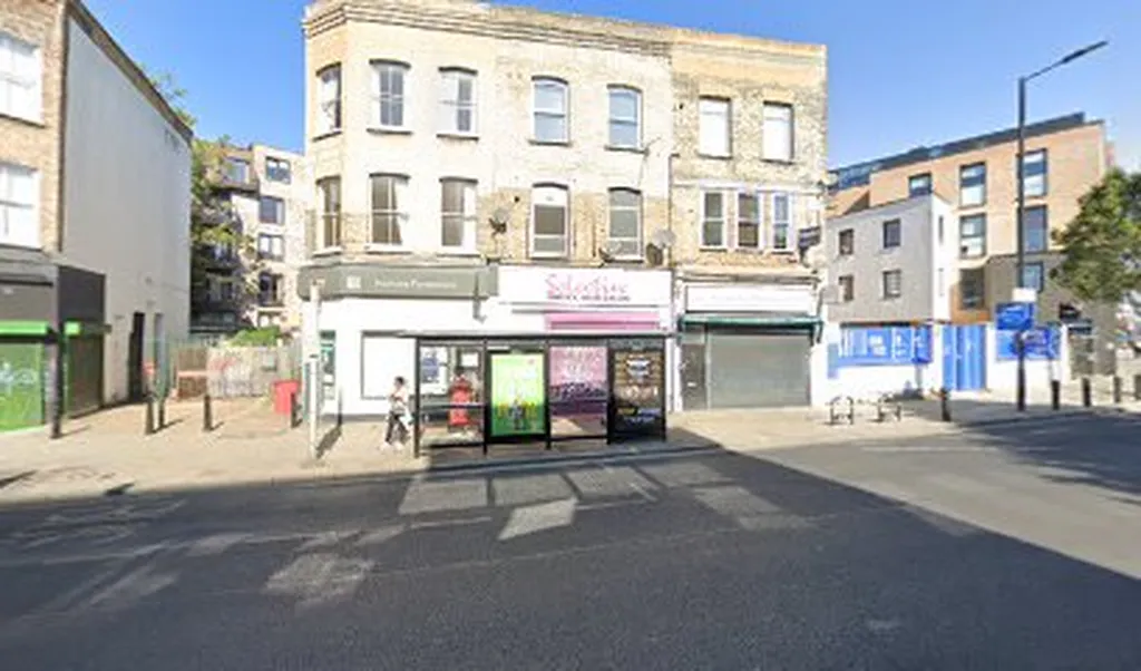 Mare Street Well Street (Stop LC)