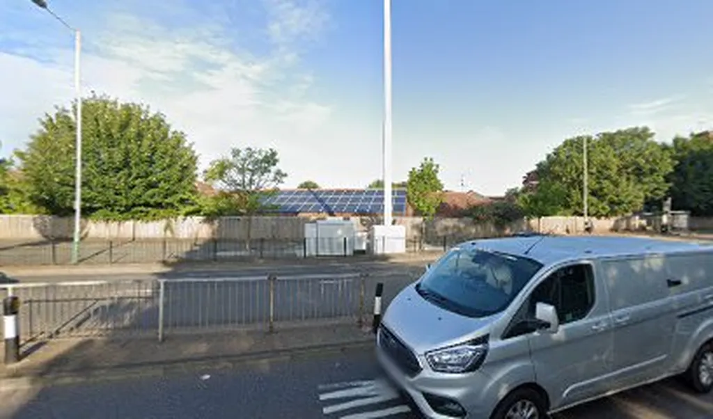 Mawney Road (Stop A)
