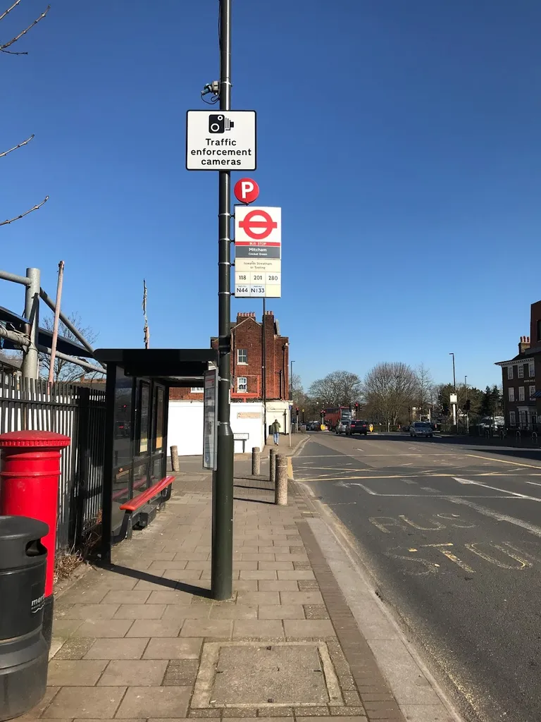 Mitcham / Cricket Green (Stop P)