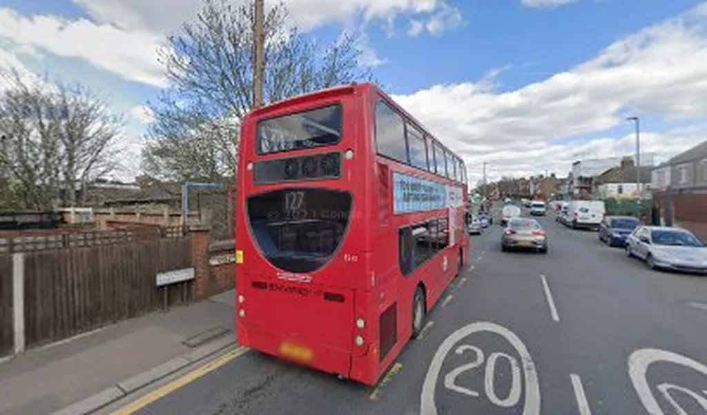 Mitcham Lane Southcroft Road (Stop Q)
