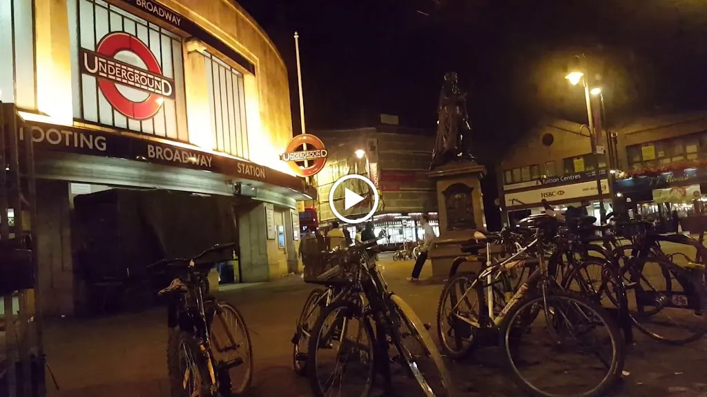 Mitcham Road / Tooting Station (Stop TD)
