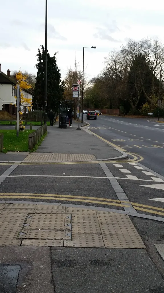 Mitcham Tram Stop (Stop W)