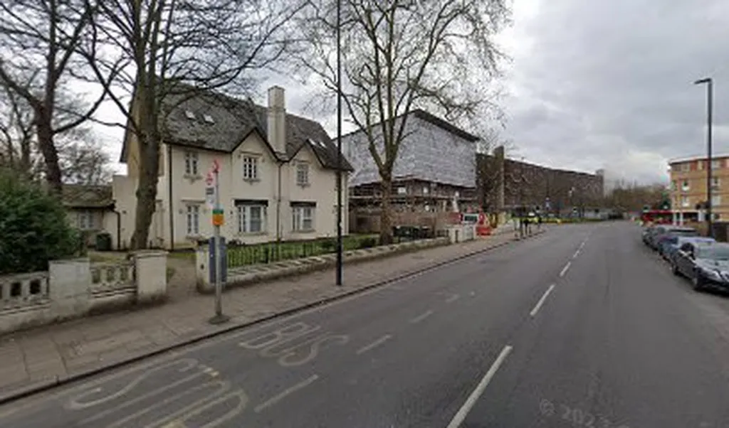 Moorland Road (Stop N)
