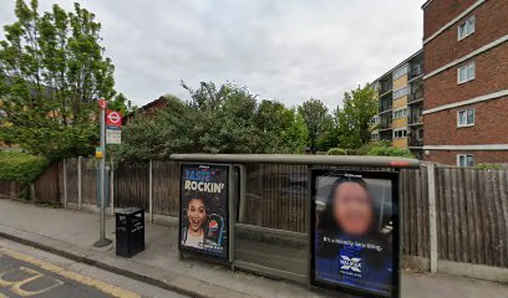 Morley Road (Stop J)