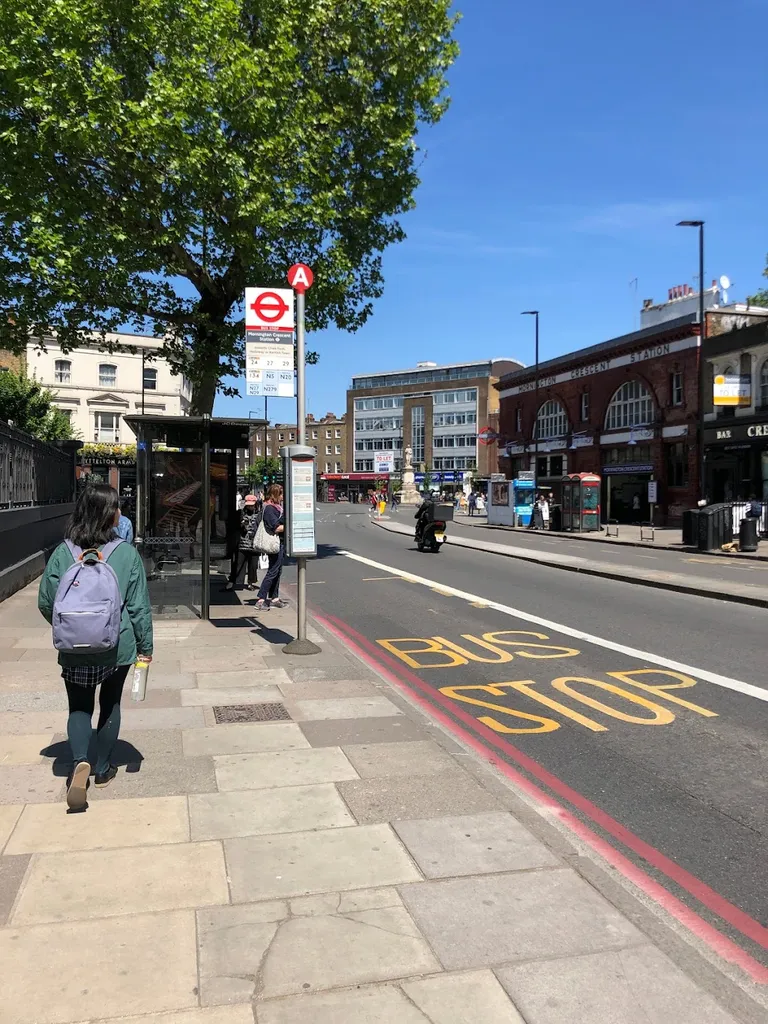 Mornington Crescent (Stop A)