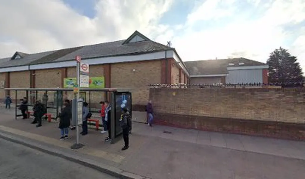 Morris Road (Stop E)