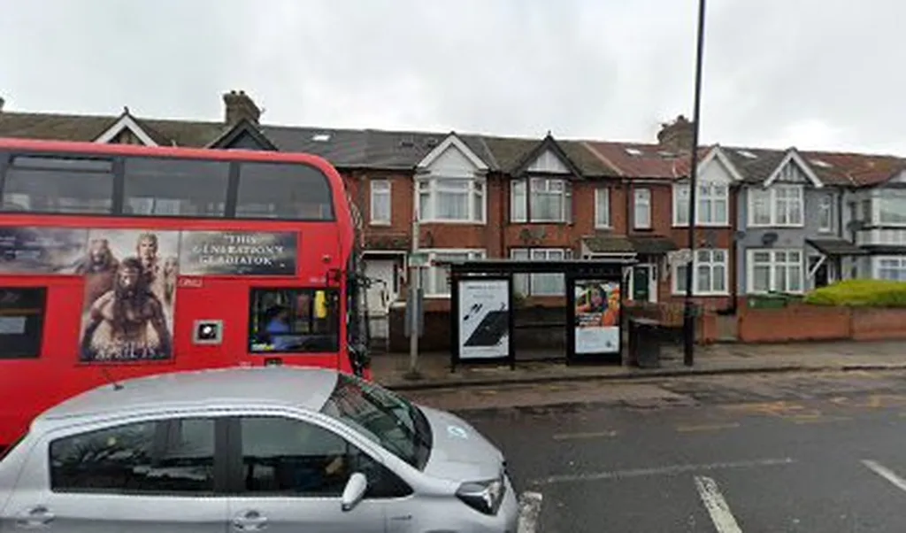 Mortimer Road (Stop BJ)