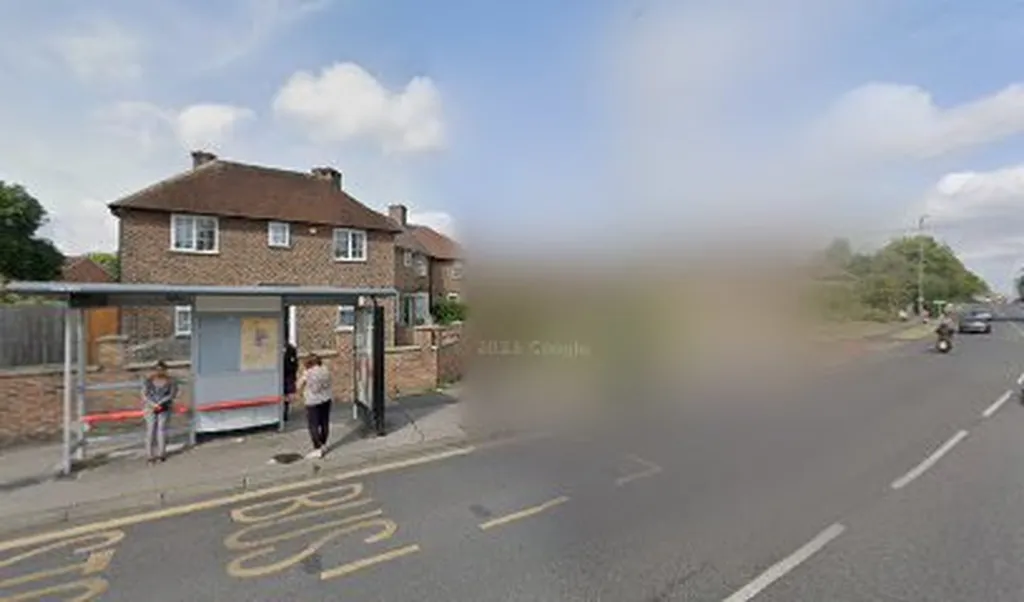 Mottingham Road / Ravensworth Road (Stop MJ)