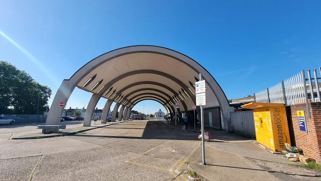 Newbury Park Station